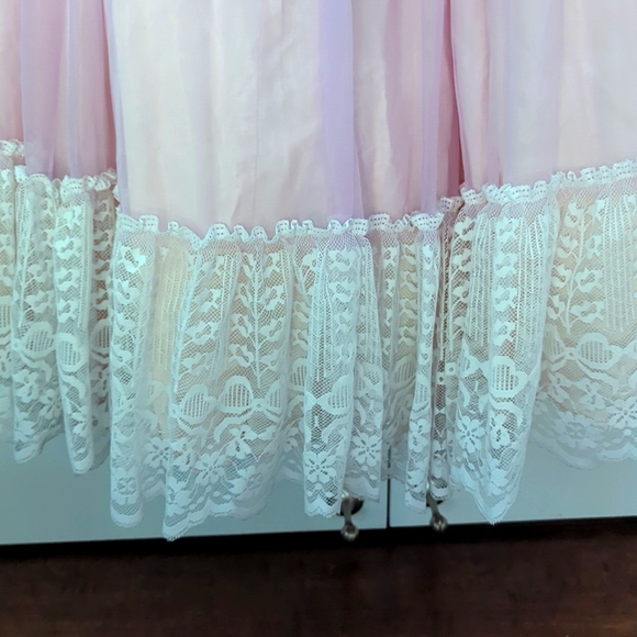 Vintage Flirtations by Alfred Angelo Dress - Size 8/39 - Picture 7 of 9